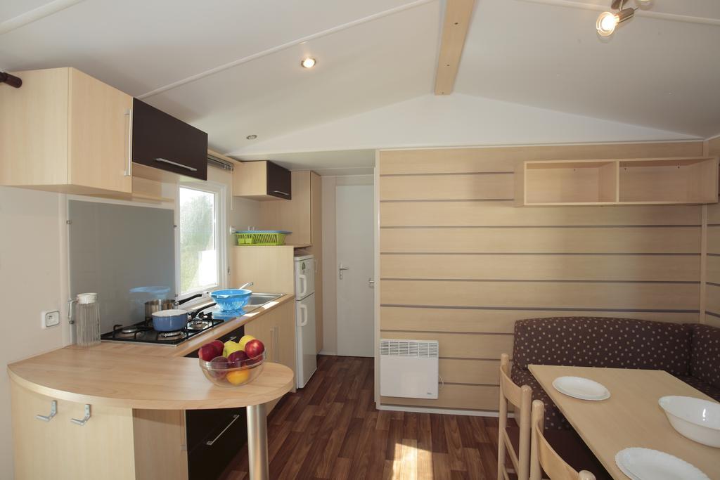 Готель Camping Miami Plage Poggio Mezzana Номер фото